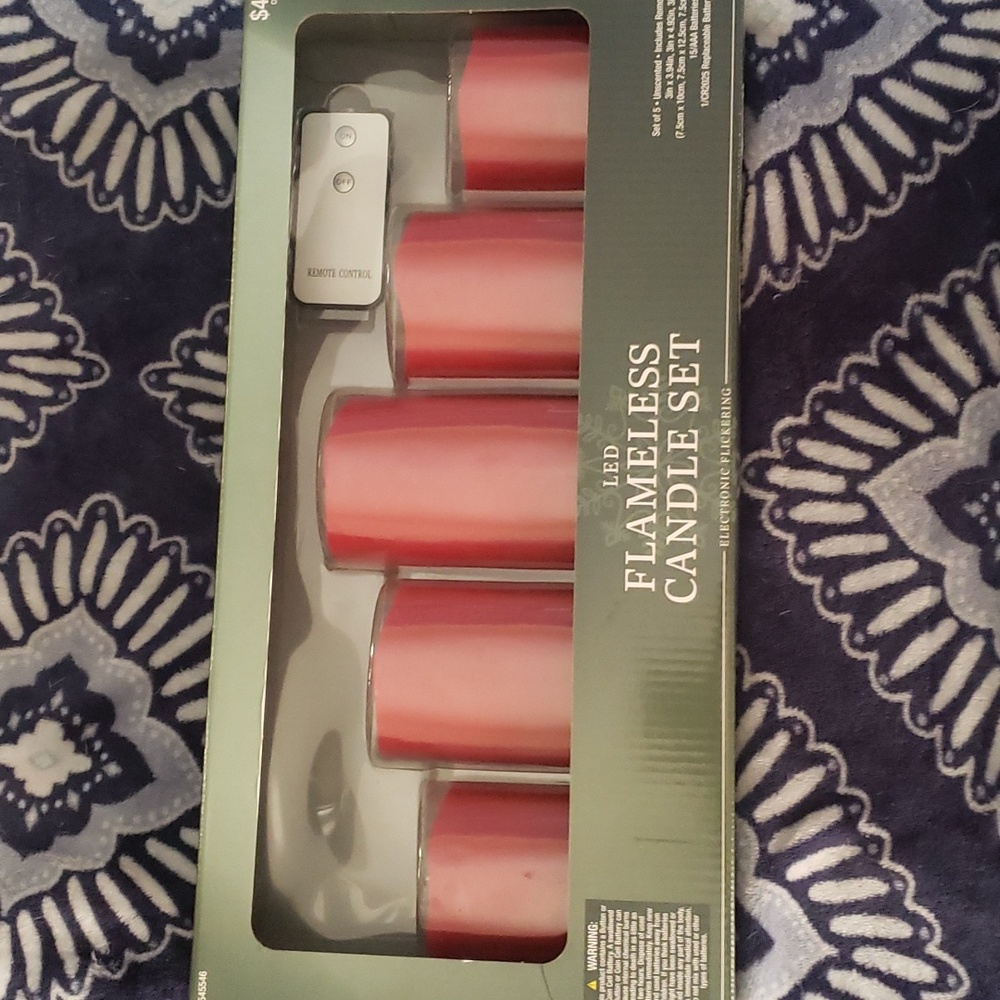 NWT LED Flameless Candle Set